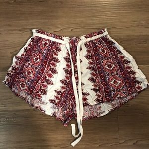 Billabong crepe pants